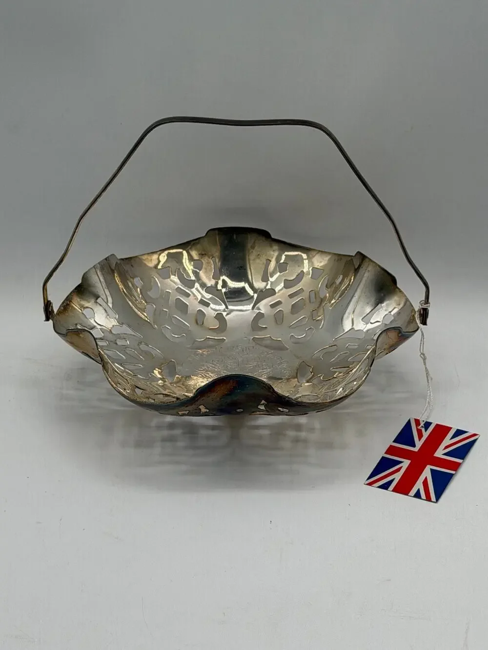 Vintage Leomans Silver-Plated Pierced Bride's BasketBonbon Dish w/Folding Handle